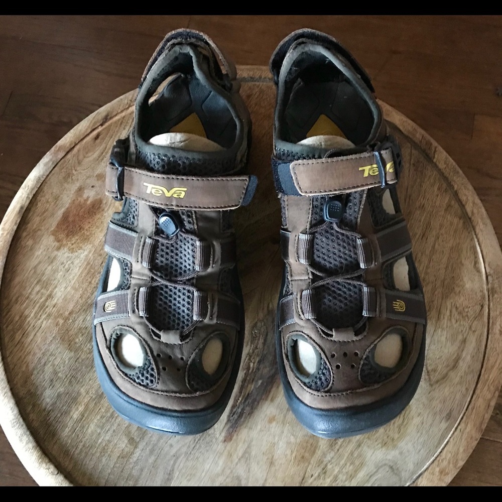 Men’s Teva Forebay sandals